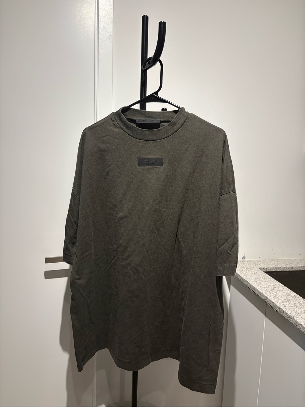 Essential Relaxed Olive Short-Sleeve Crewneck Tee